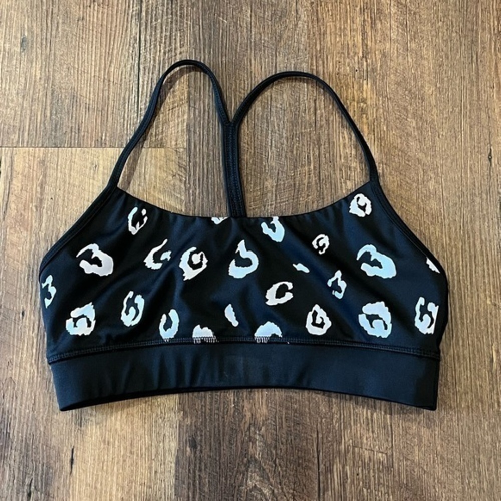 Chrldr Sports Bra womens size medium black and white leopard print cheerleading‎